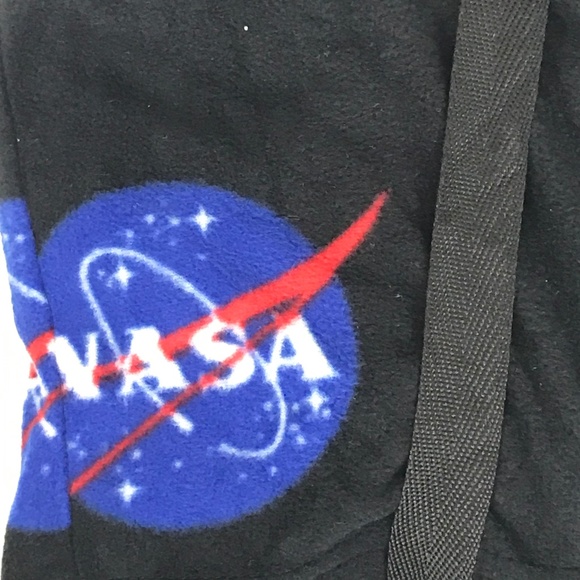 Nasa Mens 2 piece Shirt & Fleece Pants Sleep Set - Picture 5 of 6